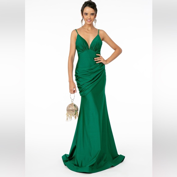 New with tags evening dress - Picture 1 of 3